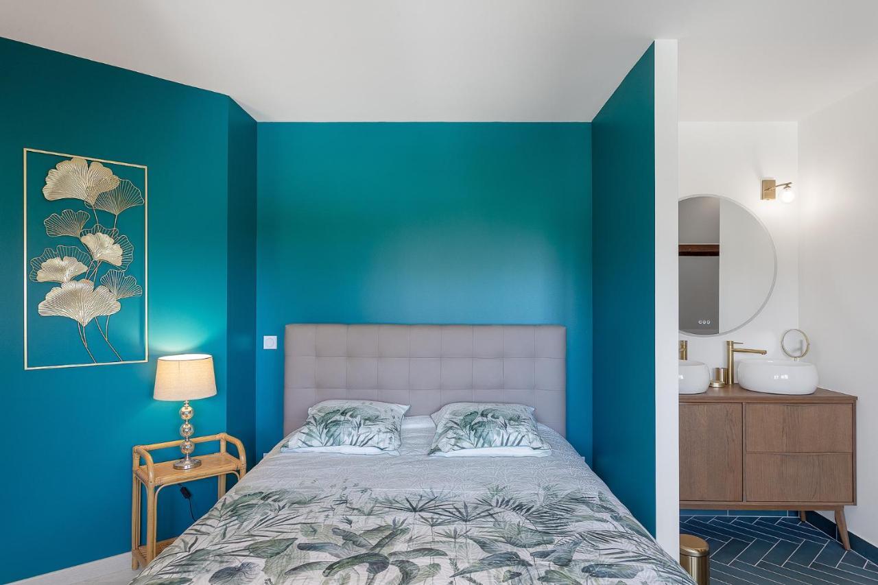Hotel Au Domaine Cru à Savignies Extérieur photo