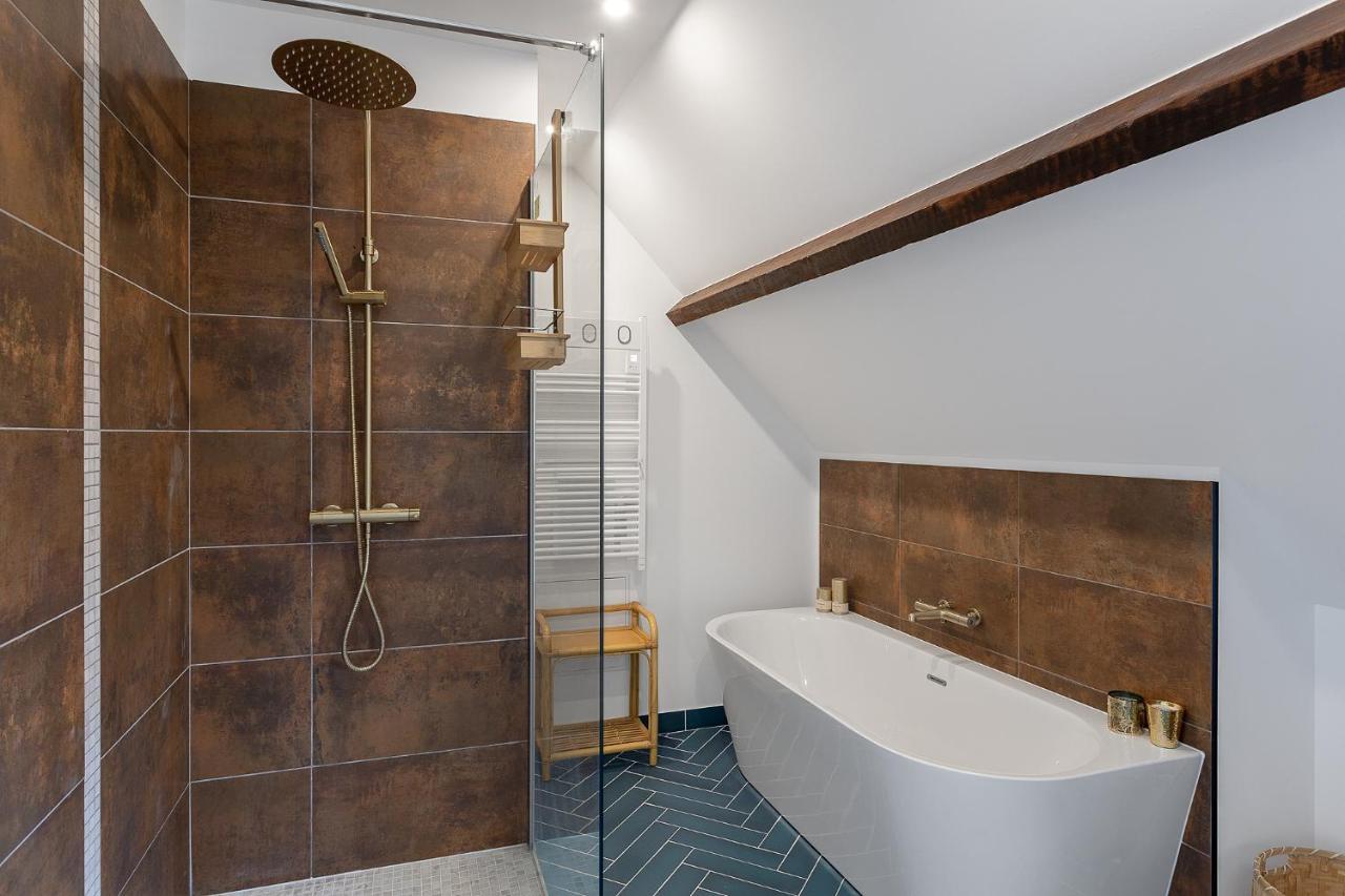 Hotel Au Domaine Cru à Savignies Extérieur photo